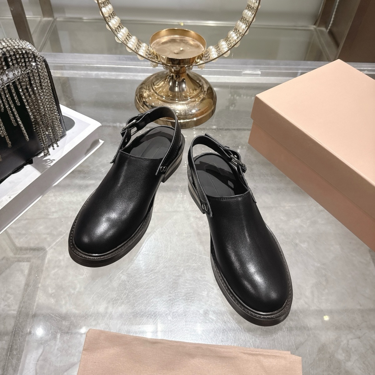 Men Shoes 2026 - 2026 Yüksek Kaliteli Yuvarlak Burunlu Perçinli
