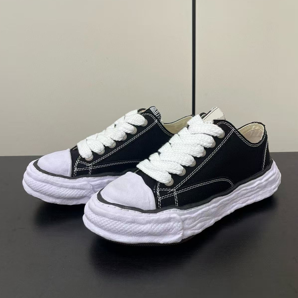 Erkekler için kanvas ayakkabıl - Men Shoes 2026 incelemesi ve fiyatı
